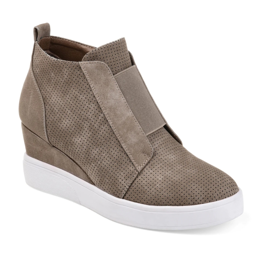 Journey & Crew gray heel sneaker
